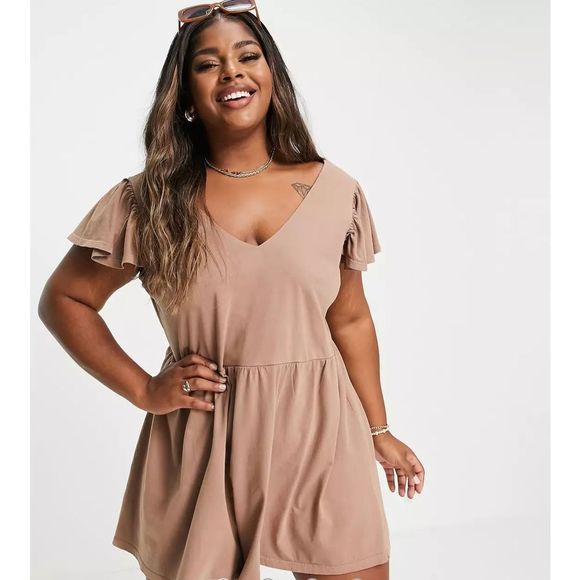 FINAL DROP ASOS DESIGN Curve frill sleeve smock romper in rust - Picture 1 of 10
